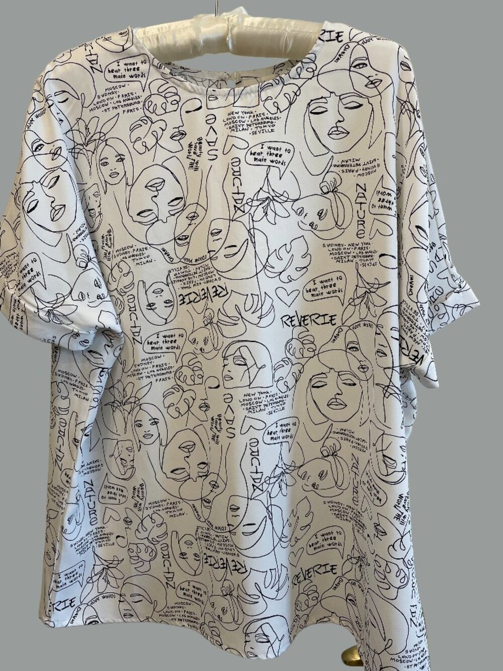 blouses for women, size large, brand Zolla . Straight, loose silhouette